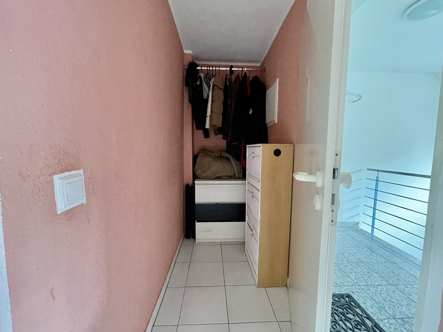 Flur mit praktischer Nische