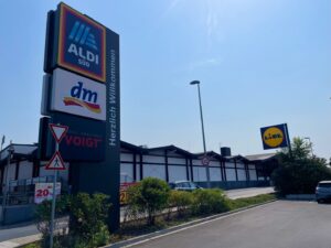 Viele Einkaufsmöglichkeiten im Vorort