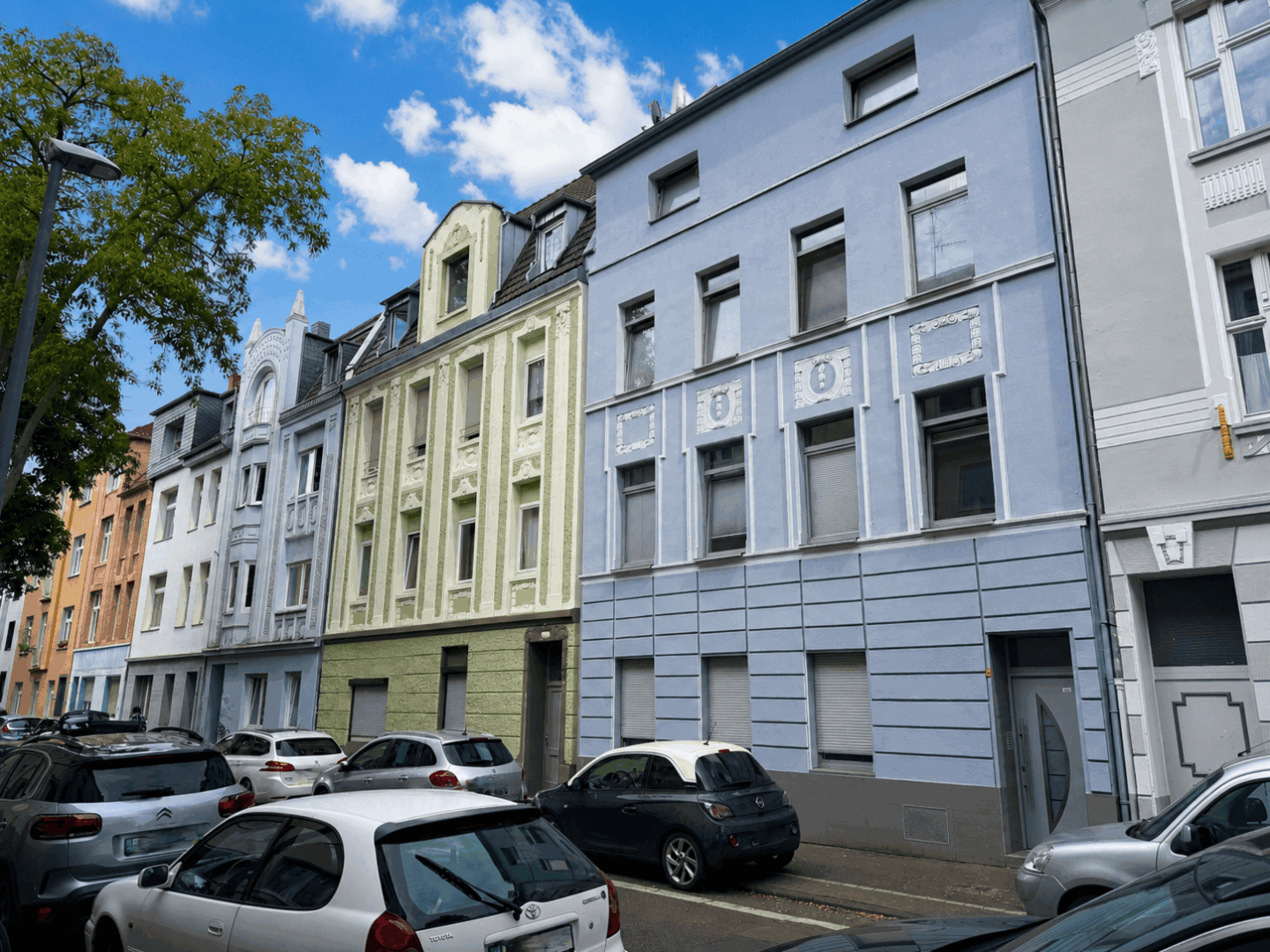 Straßenansicht